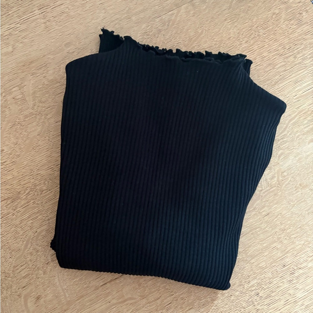 Black Ribbed Knit Top